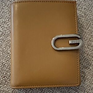 Gucci Camel Leather Wallet with Silver Clasp tom ford era